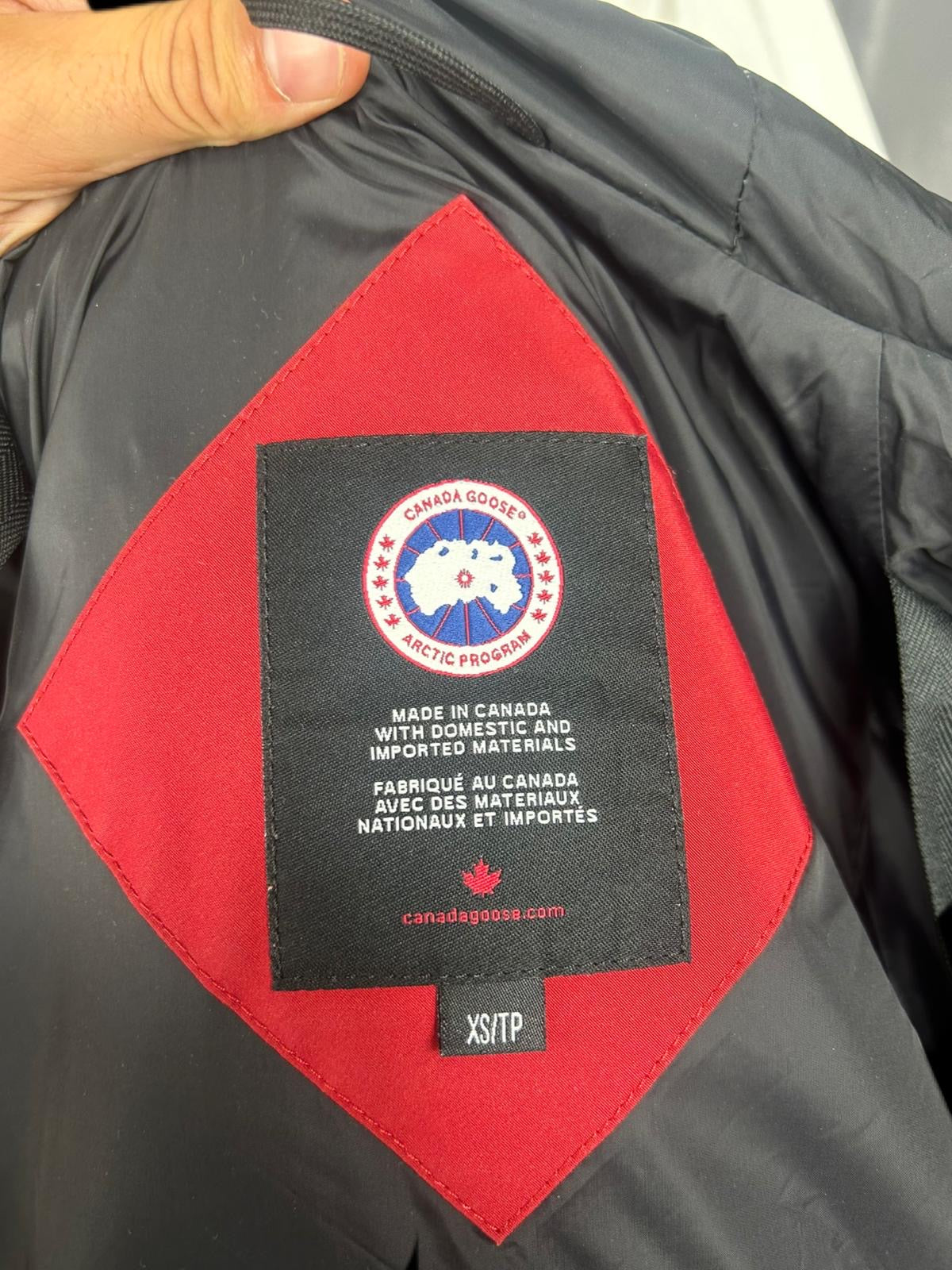 Canada goose shelburne parka - XS