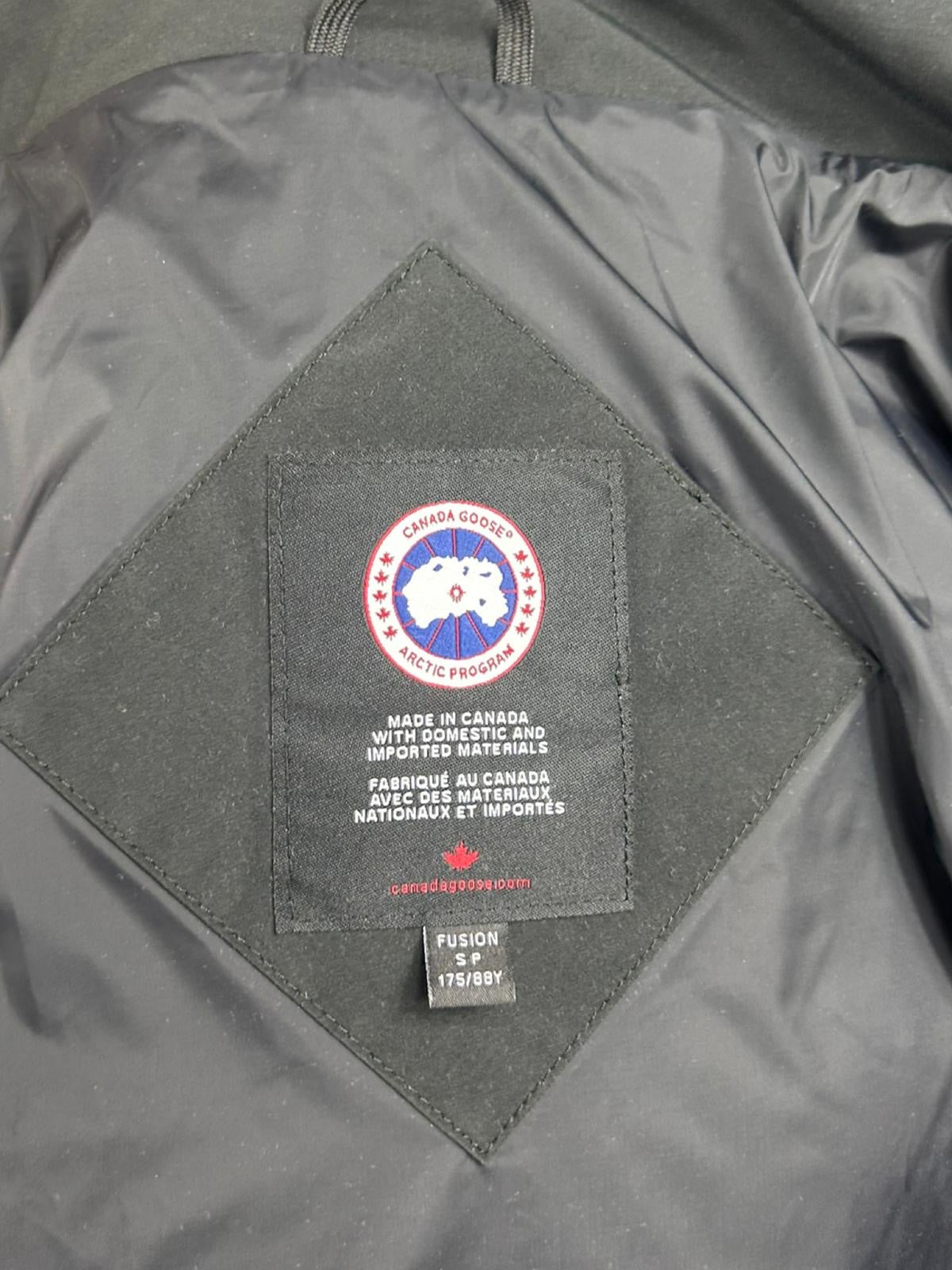 Canada Goose Wyndham Black - Size Small