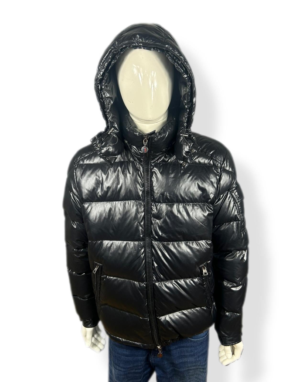 Moncler Maya - Size XL