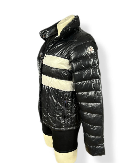 Moncler Jacket Women’s - Medium