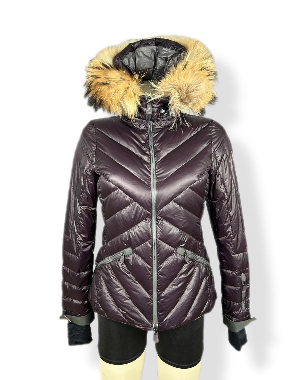 Moncler makalu jacket - size 2